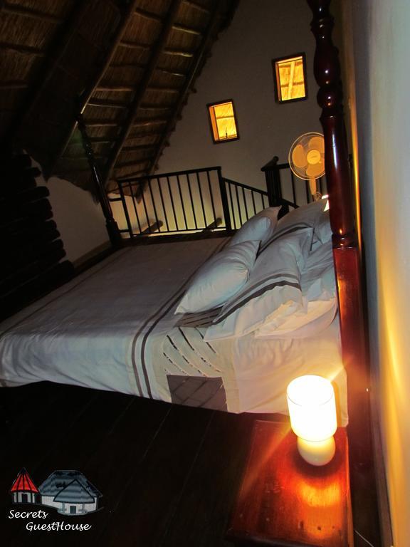 Secrets Guest House Энтеббе Экстерьер фото